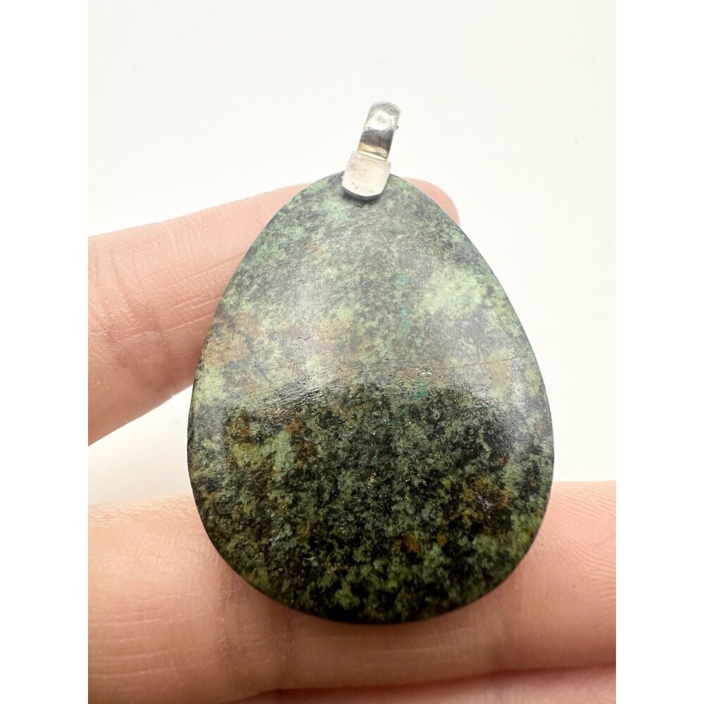 925 Sterling Silver Green Gemstone Pendant Teardrop